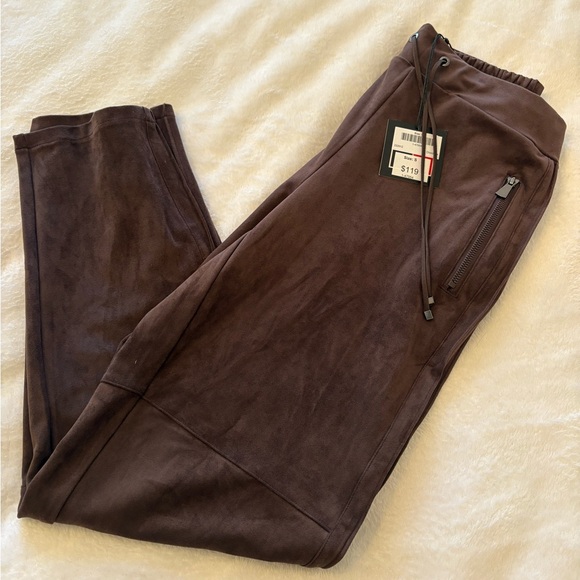 NWT brown velvet pants - Picture 2 of 5